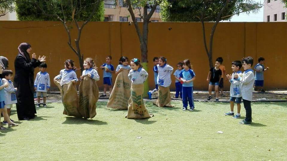 تعلن ثانوية تيروس بفرعيها الإنكليزي والفرنسي عن إستمرار التسجيل للعام الدراسي القادم 2018-2019
